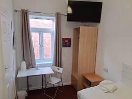City Centre Guest House - Gloucester Park