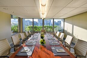 Ka Laʻi Waikiki Beach, LXR Hotels & Resorts