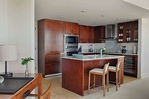 Ka Laʻi Waikiki Beach, LXR Hotels & Resorts