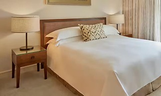 Ka Laʻi Waikiki Beach, LXR Hotels & Resorts