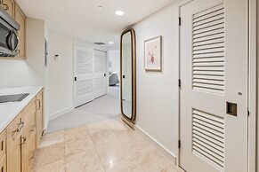 Ka Laʻi Waikiki Beach, LXR Hotels & Resorts