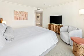 Ka Laʻi Waikiki Beach, LXR Hotels & Resorts