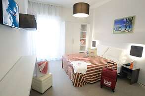 Color Metropolitan Family Hotel