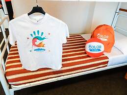 Color Metropolitan Family Hotel