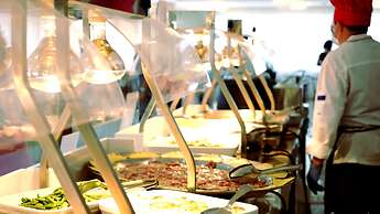 Color Metropolitan Family Hotel