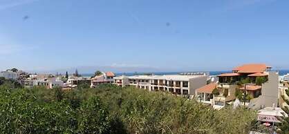 Frideriki Studios & Apartments