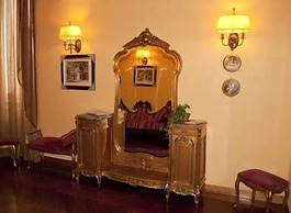 Domus Livia Luxury Suites