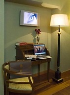 Domus Livia Luxury Suites