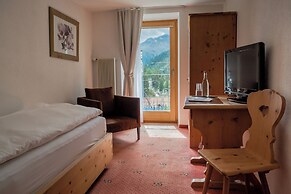 Hotel Bernina Pontresina