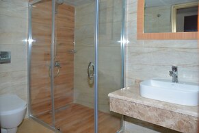 Tuntas Beach Hotel Altinkum