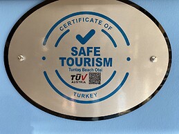 Tuntas Beach Hotel Altinkum