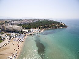 Tuntas Beach Hotel Altinkum