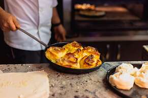 INTERNATIONAL Hotel Casino & Tower Suites