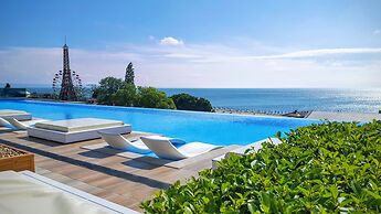 INTERNATIONAL Hotel Casino & Tower Suites