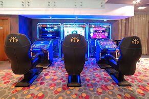 INTERNATIONAL Hotel Casino & Tower Suites