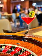 INTERNATIONAL Hotel Casino & Tower Suites