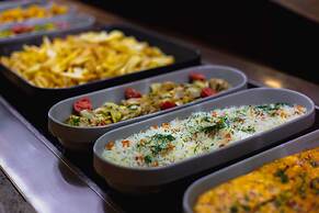 INTERNATIONAL Hotel Casino & Tower Suites