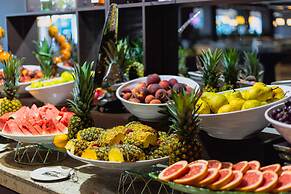 INTERNATIONAL Hotel Casino & Tower Suites