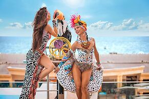 INTERNATIONAL Hotel Casino & Tower Suites