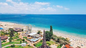 INTERNATIONAL Hotel Casino & Tower Suites