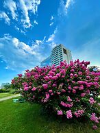 INTERNATIONAL Hotel Casino & Tower Suites