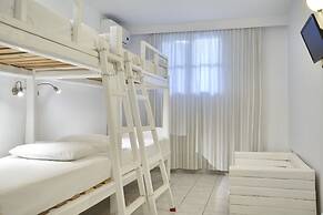 Polos Hotel
