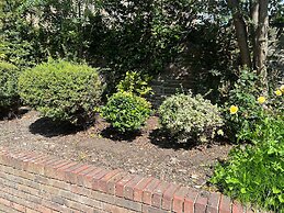 Waterloo Townhouse & Suites