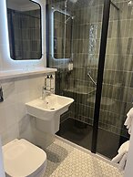 Waterloo Townhouse & Suites