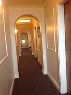 Balmoral Lodge Hotel