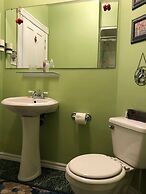 Niagara Inn Bed & Breakfast