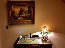 Niagara Inn Bed & Breakfast