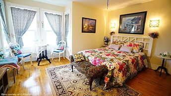 Niagara Inn Bed & Breakfast