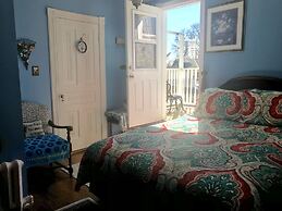 Niagara Inn Bed & Breakfast