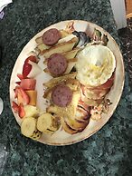 Niagara Inn Bed & Breakfast