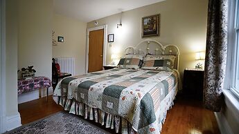 Niagara Inn Bed & Breakfast