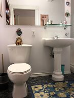 Niagara Inn Bed & Breakfast