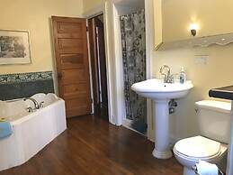 A Moment in Time Bed & Breakfast