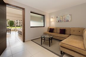 JAZ Elite Crystal, Almaza Bay