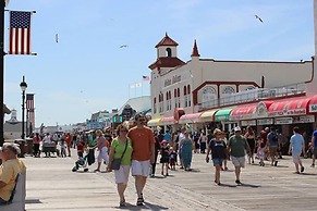 Watson's Regency Suites