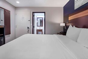 Avion Inn Near LGA Airport, Ascend Hotel Collection