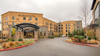 Grand Hotel at Bridgeport