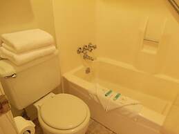 Narrow Gauge Railroad Inn