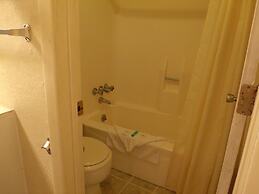 Narrow Gauge Railroad Inn