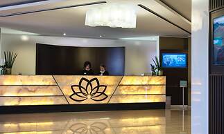 Winter Garden Hotel - Bergamo Airport