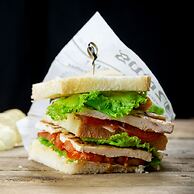 Winter Garden Hotel - Bergamo Airport