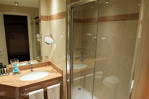 Winter Garden Hotel - Bergamo Airport