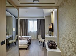 Winter Garden Hotel - Bergamo Airport
