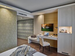 Winter Garden Hotel - Bergamo Airport