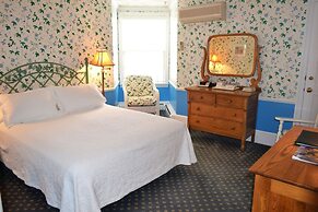 Stafford's Bay View Inn