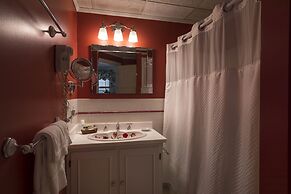 Stafford's Bay View Inn